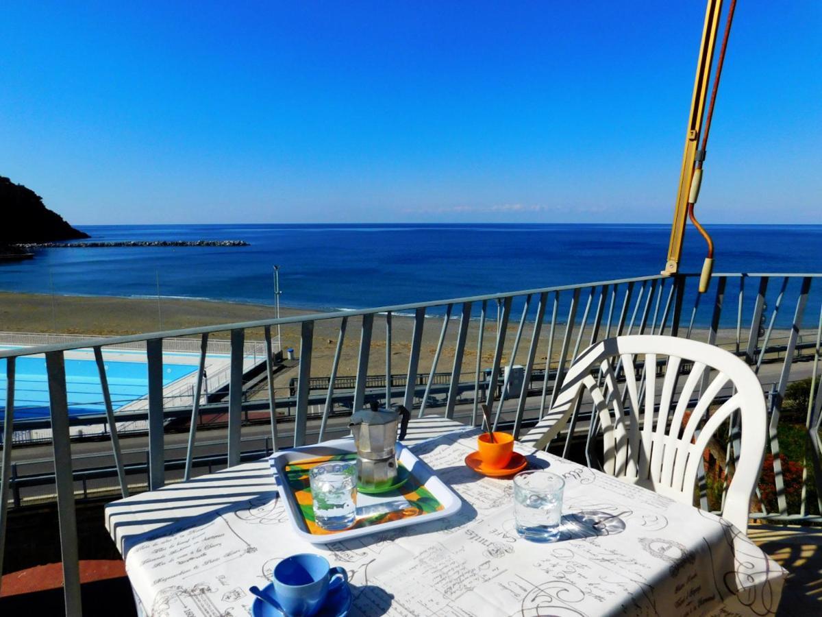 Trilocale Con Meravigliosa Vista Mare, Levanto Exterior photo